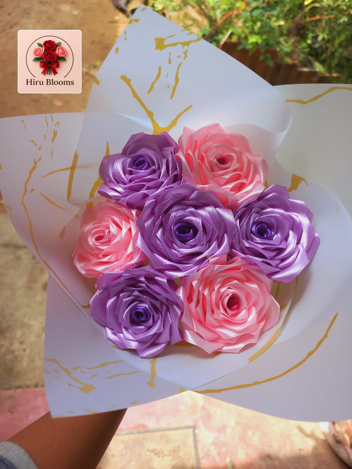 7 Ribbon Rose Flowers Bouquet  2